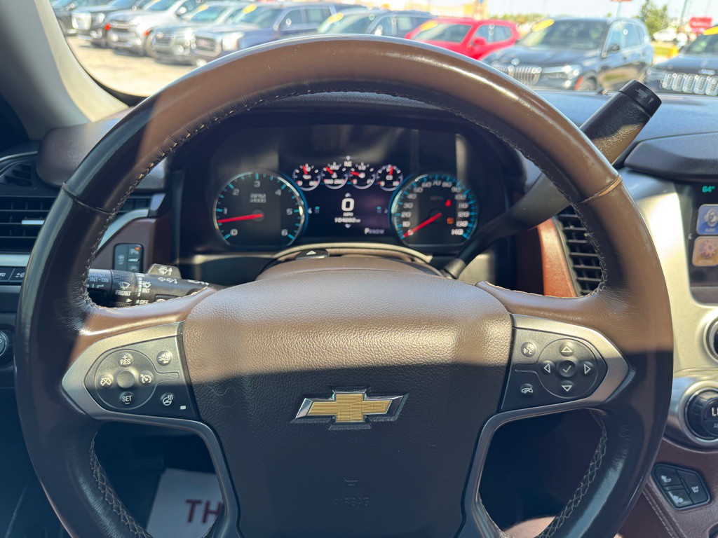 2016 Chevrolet Suburban Image 20