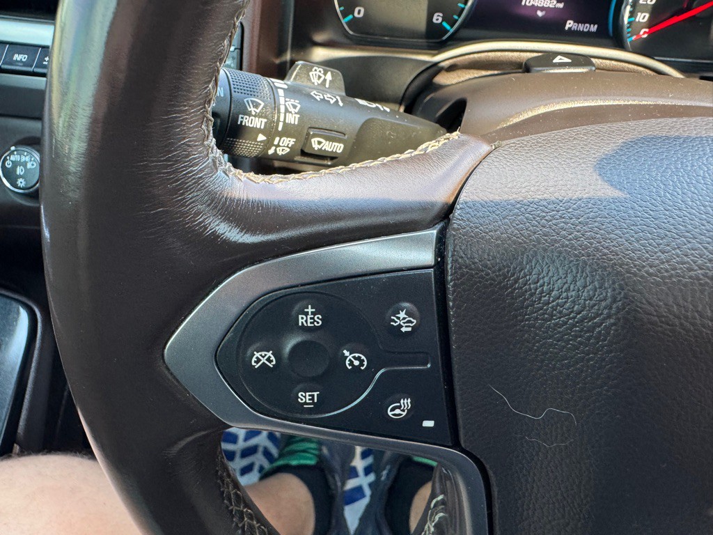 2016 Chevrolet Suburban Image 21
