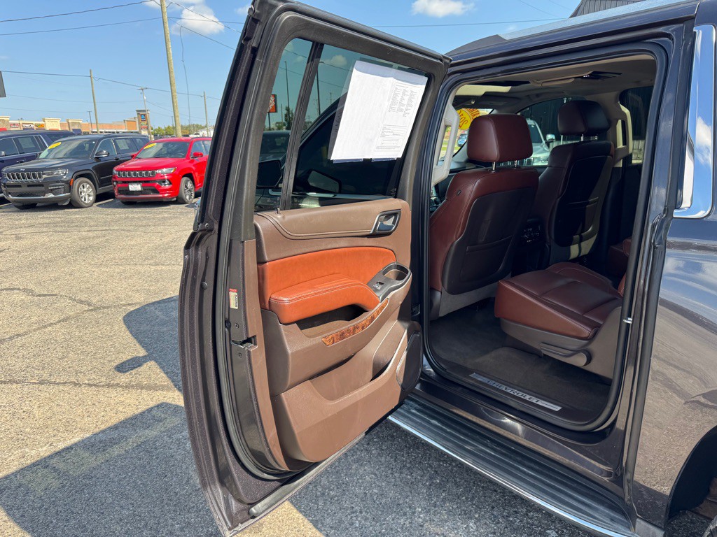 2016 Chevrolet Suburban Image 39