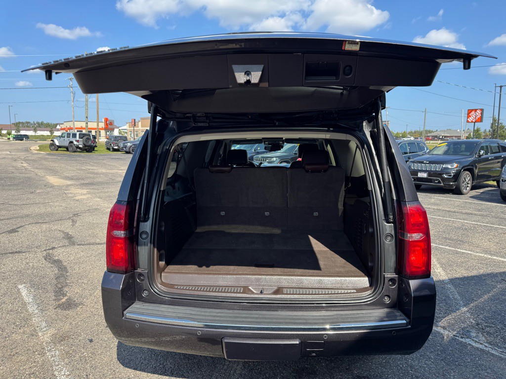 2016 Chevrolet Suburban Image 46