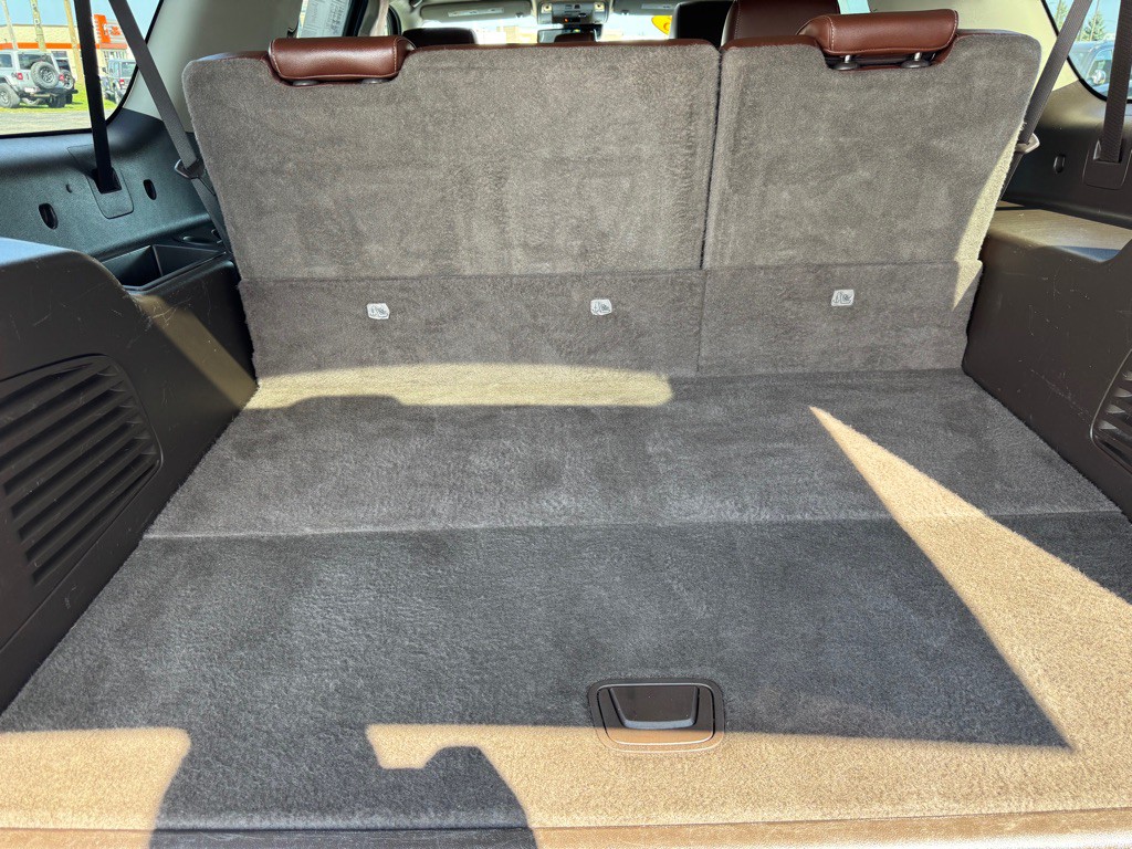 2016 Chevrolet Suburban Image 47