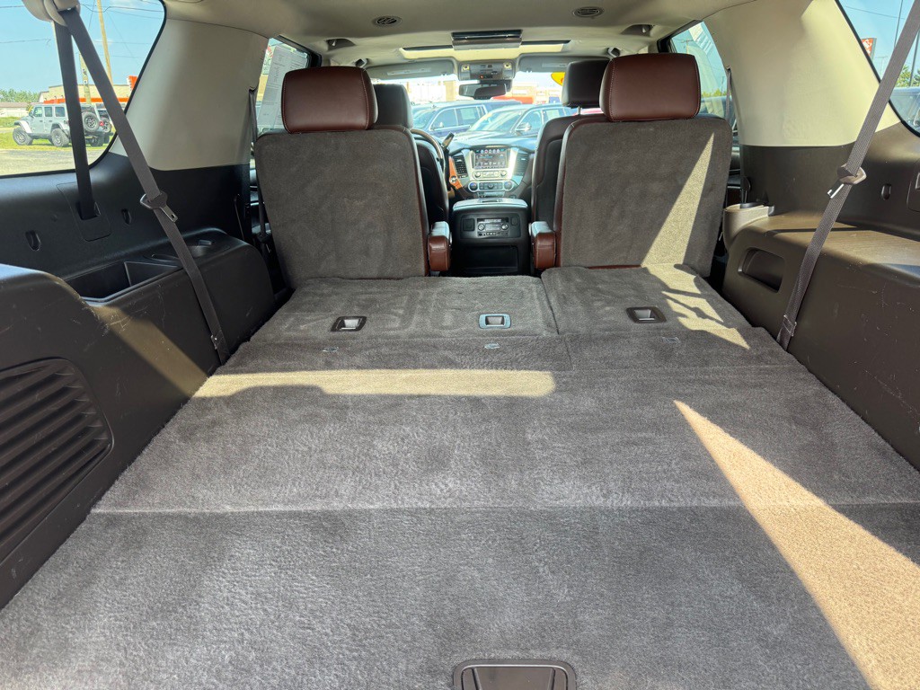 2016 Chevrolet Suburban Image 52
