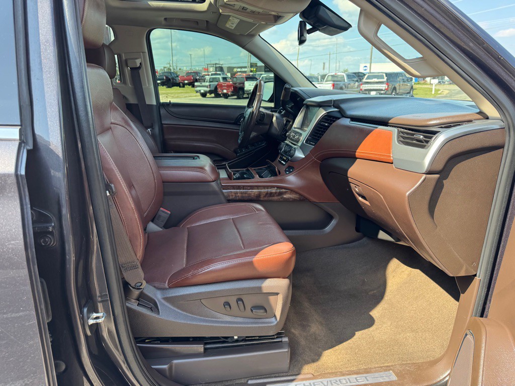 2016 Chevrolet Suburban Image 61
