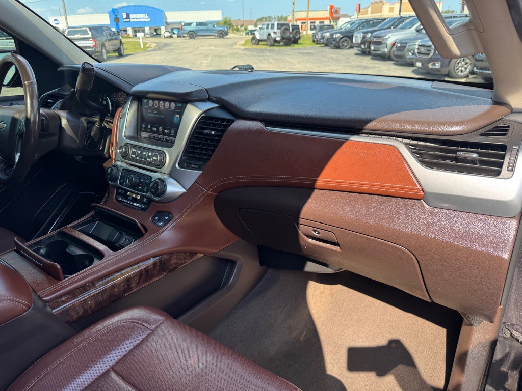 2016 Chevrolet Suburban Image 65