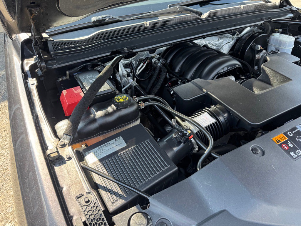 2016 Chevrolet Suburban Image 70