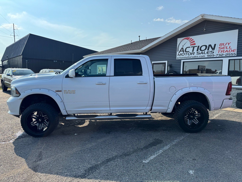 2016 RAM 1500 Image 2