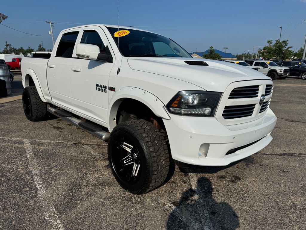 2016 RAM 1500 Image 7