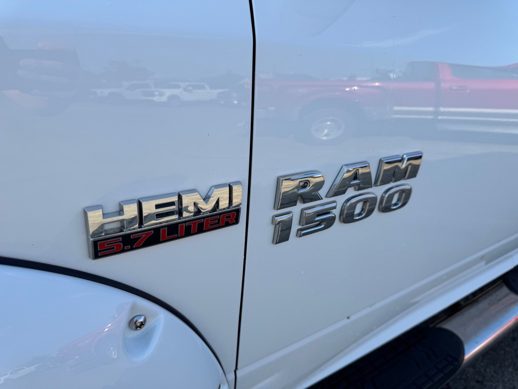 2016 RAM 1500 Image 10