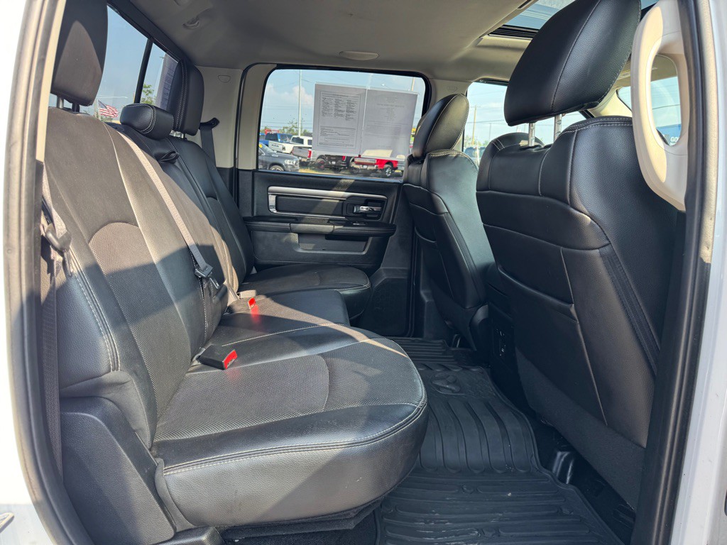 2016 RAM 1500 Image 43