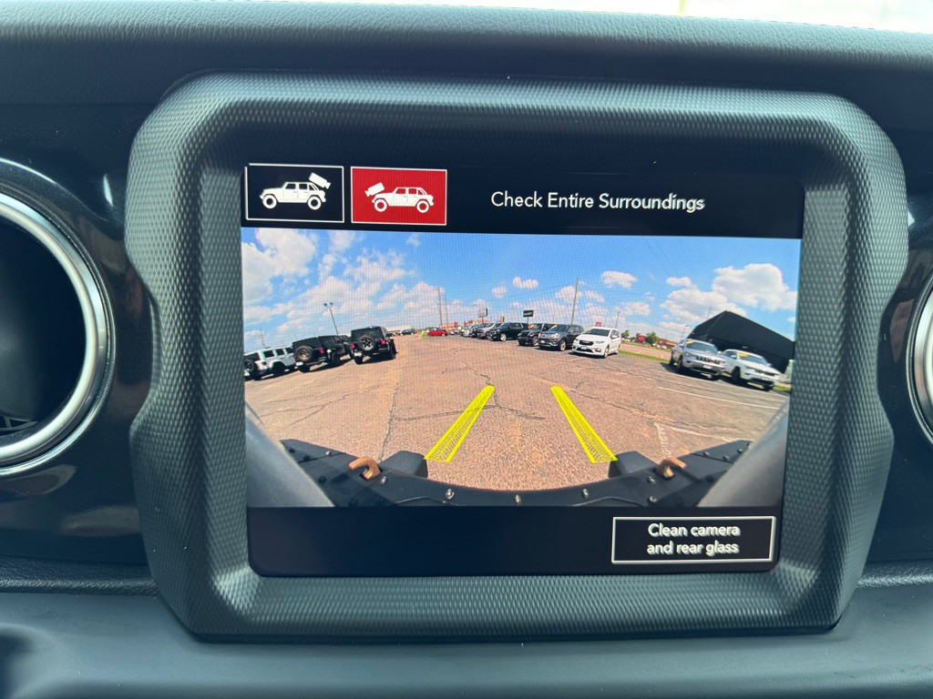 2023 Jeep Wrangler Image 28