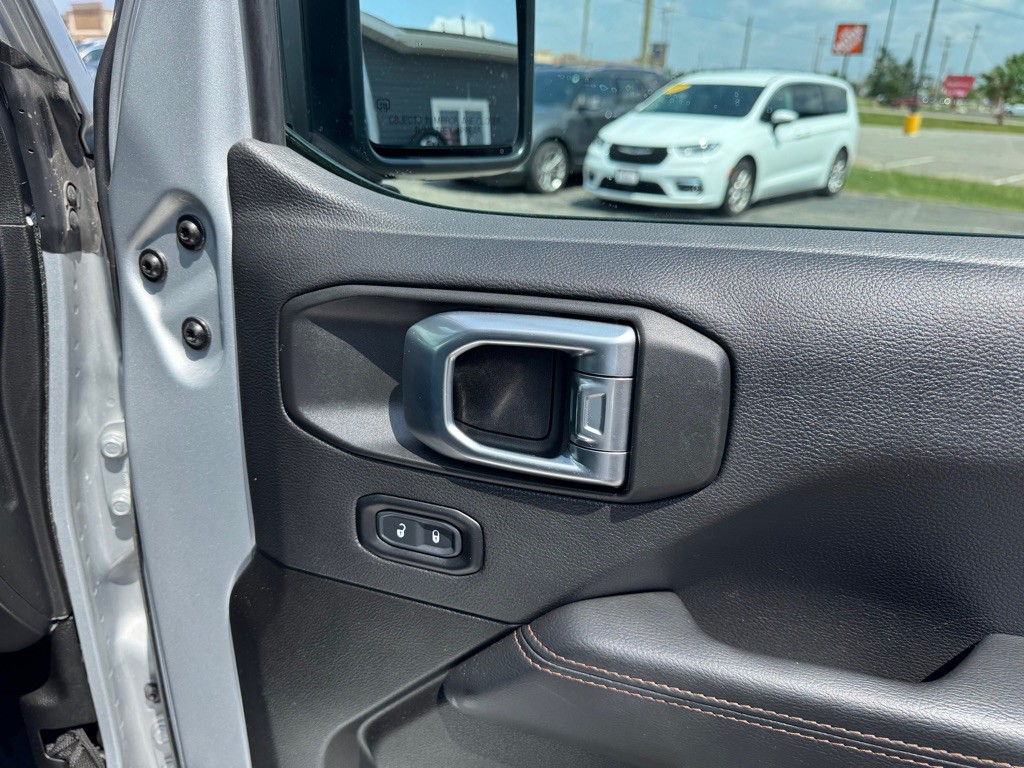 2023 Jeep Wrangler Image 55