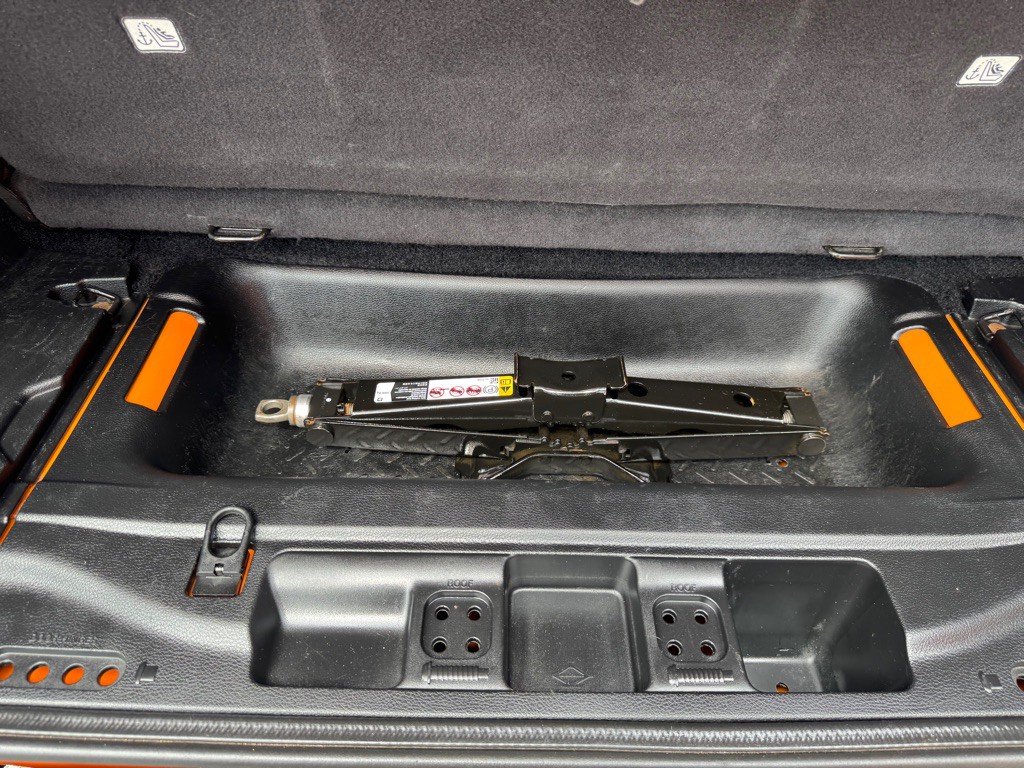2012 Jeep Wrangler Image 37