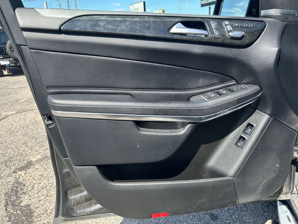 2017 Mercedes-Benz GLS-Class Image 15