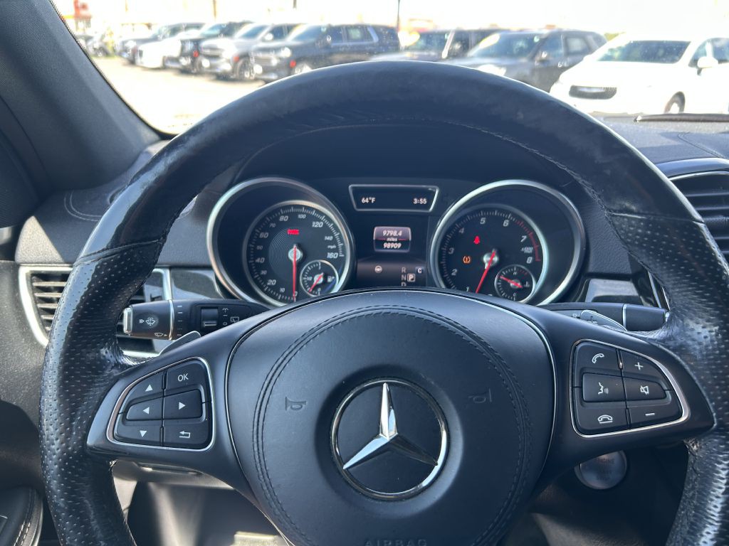 2017 Mercedes-Benz GLS-Class Image 24