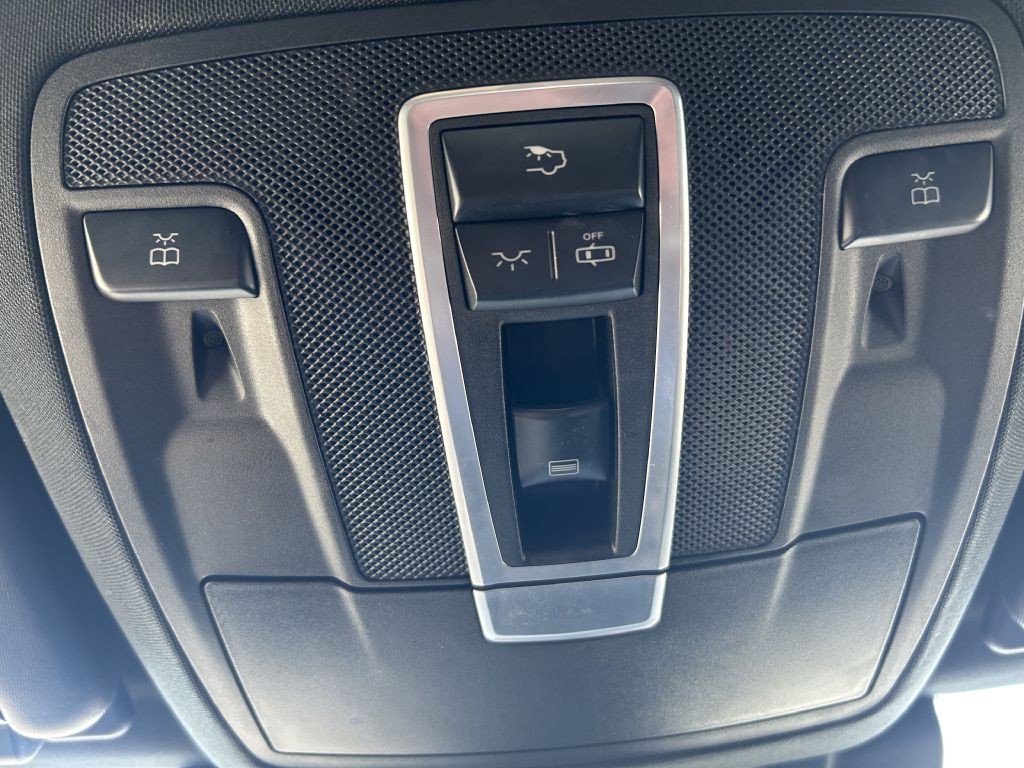 2017 Mercedes-Benz GLS-Class Image 35