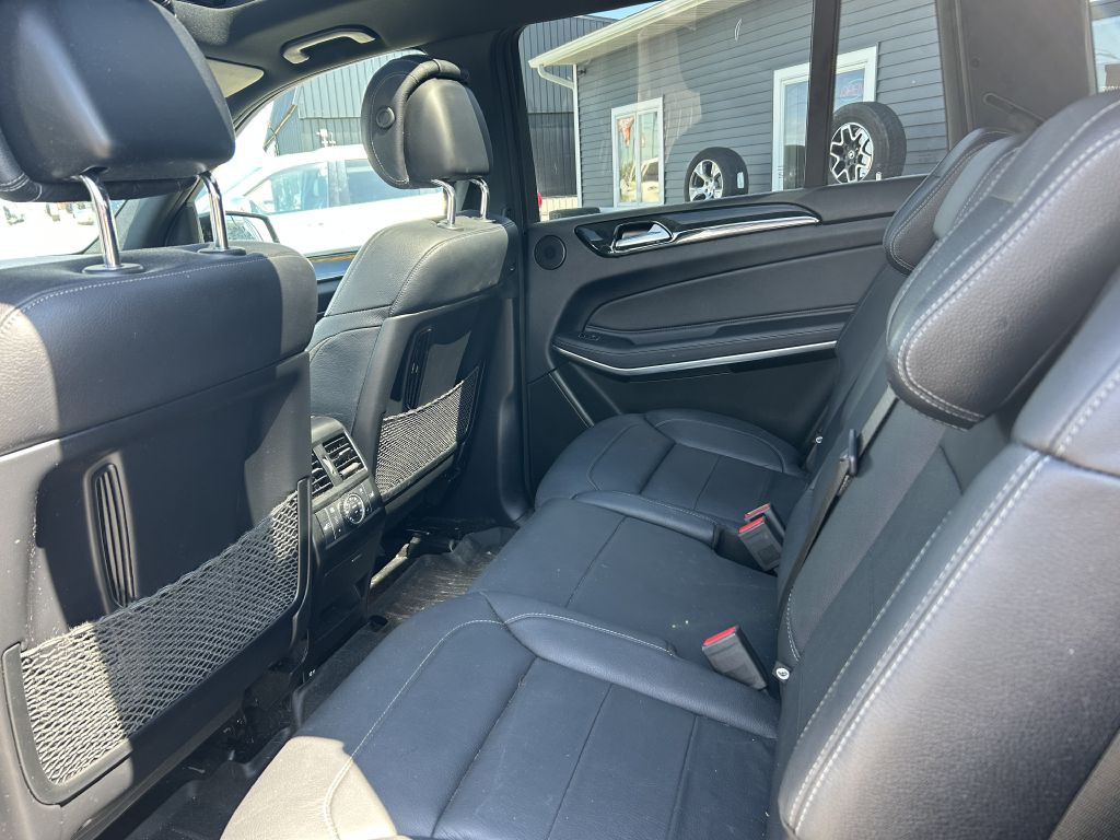 2017 Mercedes-Benz GLS-Class Image 40