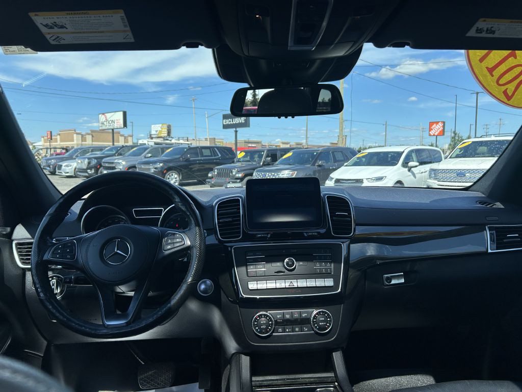 2017 Mercedes-Benz GLS-Class Image 41