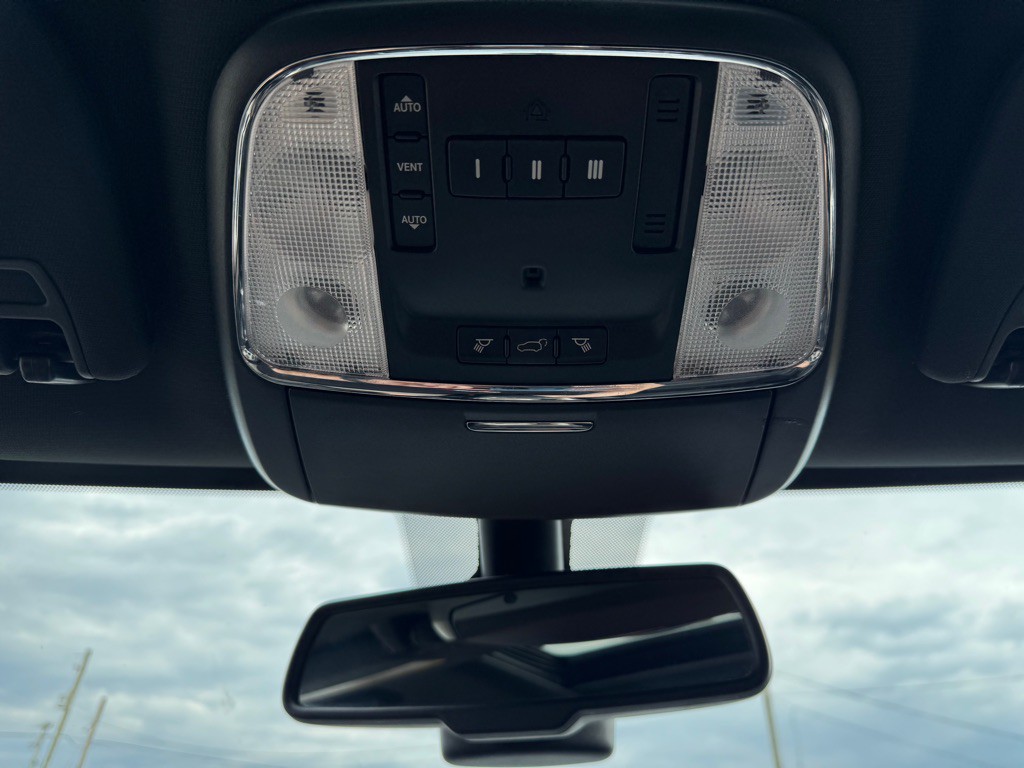2014 Jeep Grand Cherokee Image 31