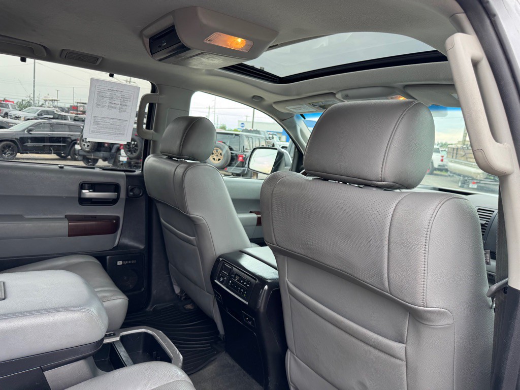 2014 Toyota Sequoia Image 49