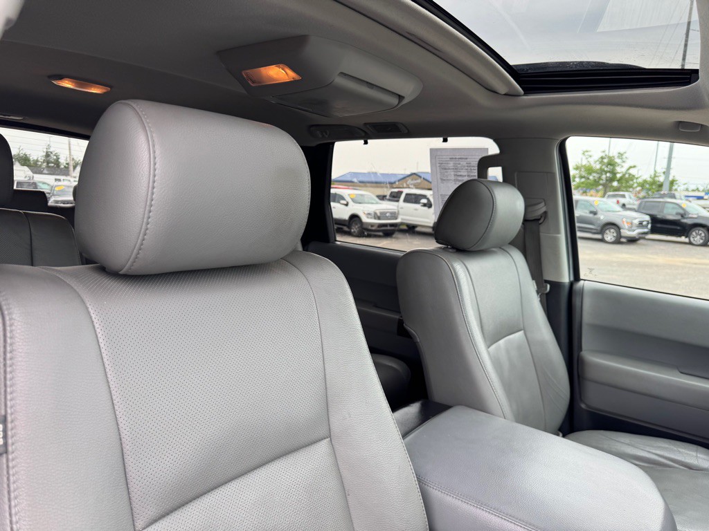 2014 Toyota Sequoia Image 55
