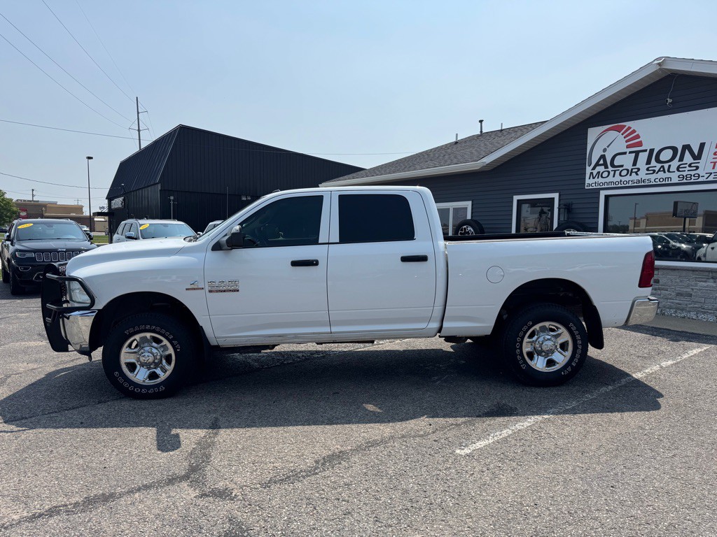 2016 RAM 2500 Image 2
