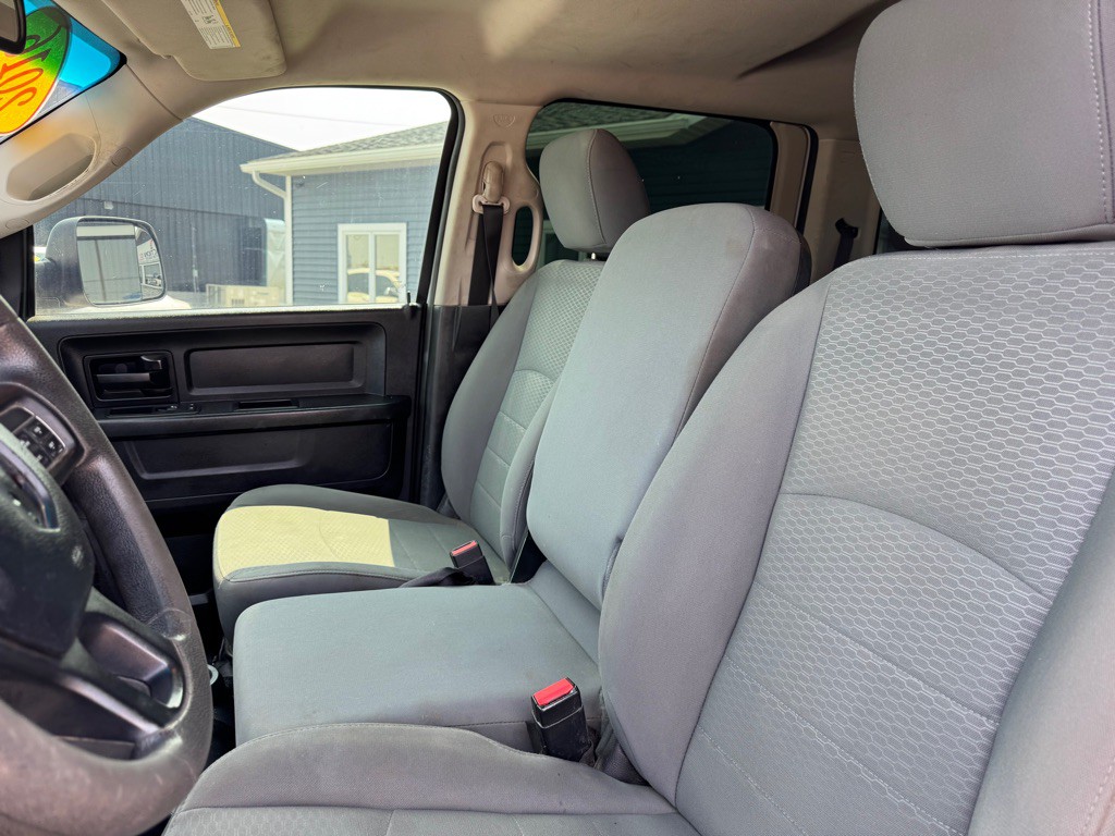 2016 RAM 2500 Image 16
