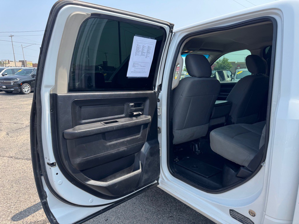 2016 RAM 2500 Image 31