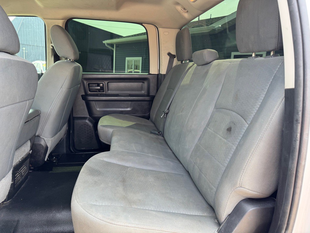 2016 RAM 2500 Image 32
