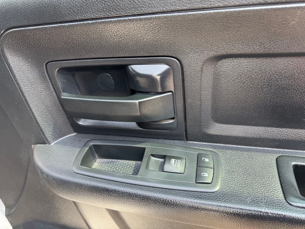 2016 RAM 2500 Image 40