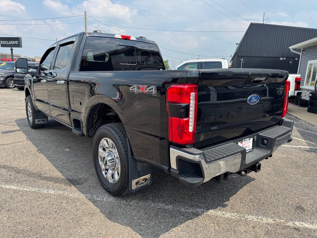 2024 Ford F-250 Image 3