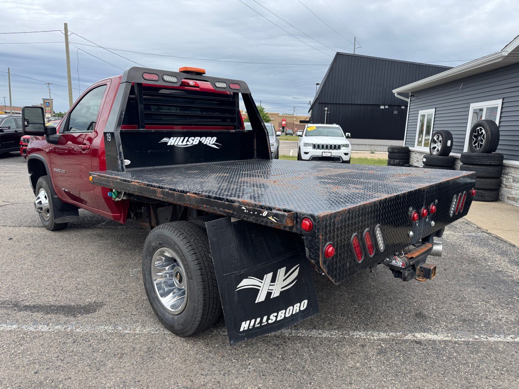 2022 Chevrolet Silverado 1500 Image 3