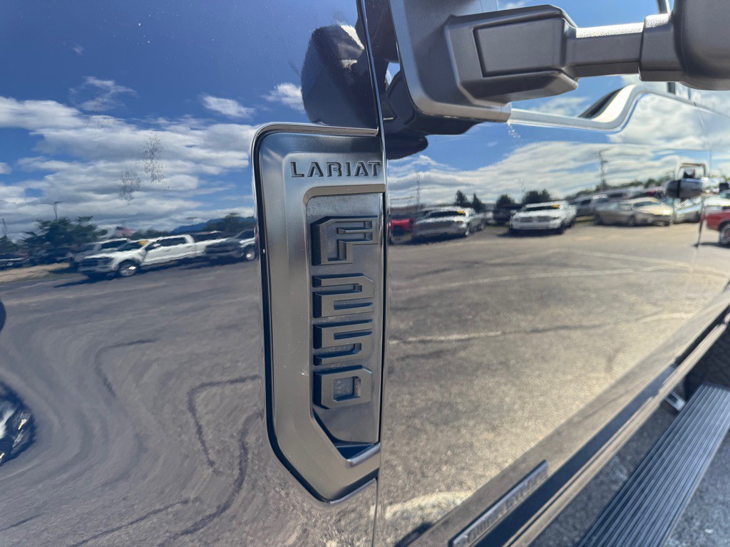 2021 Ford F-250 Image 10