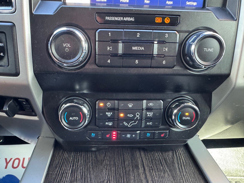 2021 Ford F-250 Image 28