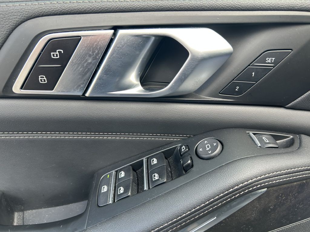 2023 BMW X5 Image 18