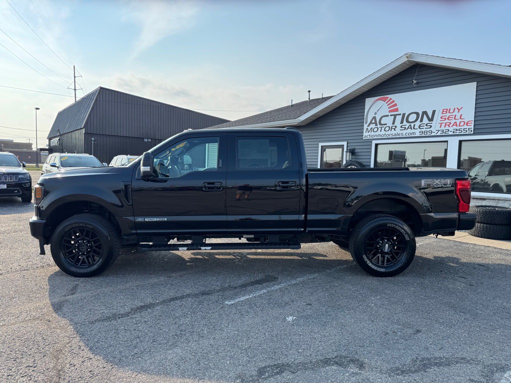 2022 Ford F-350 Image 2