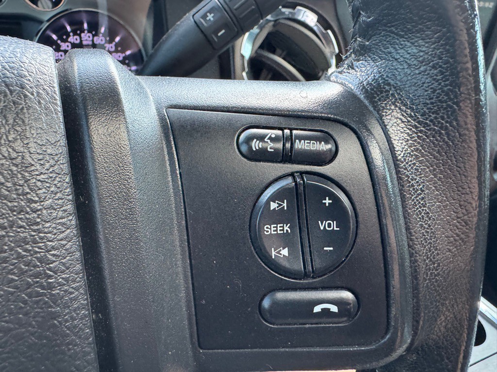 2015 Ford F-350 Image 21