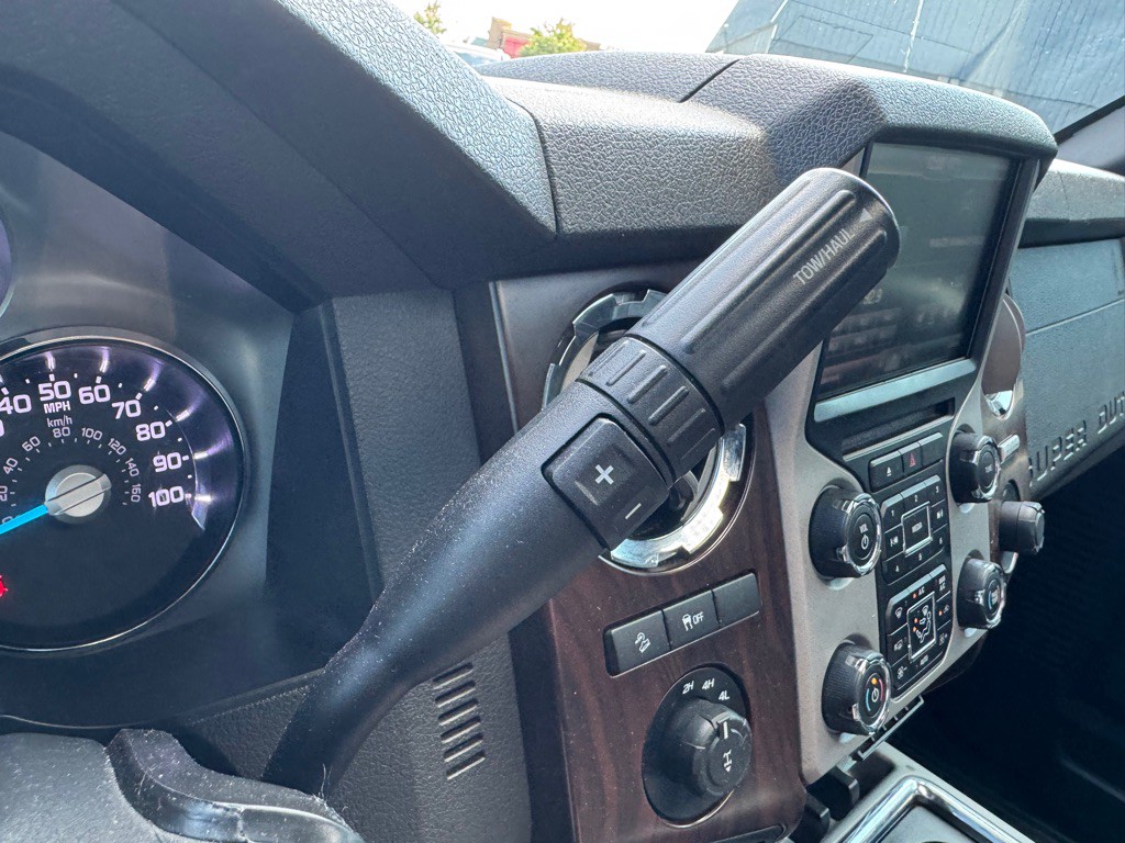 2015 Ford F-350 Image 22