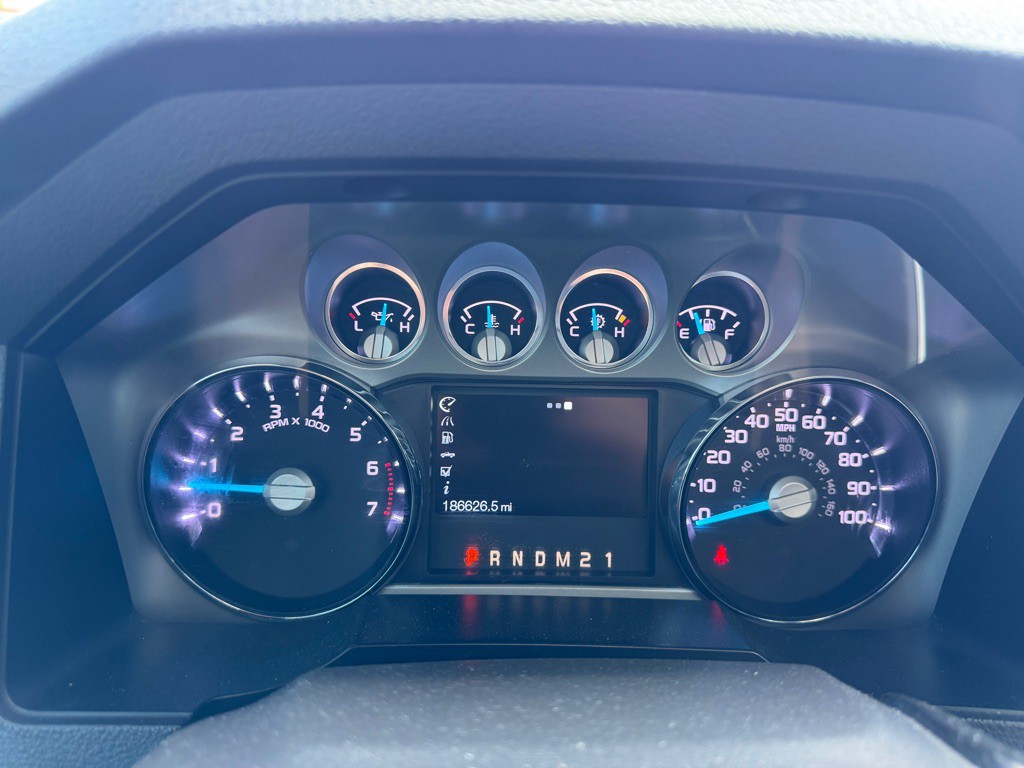 2015 Ford F-350 Image 24