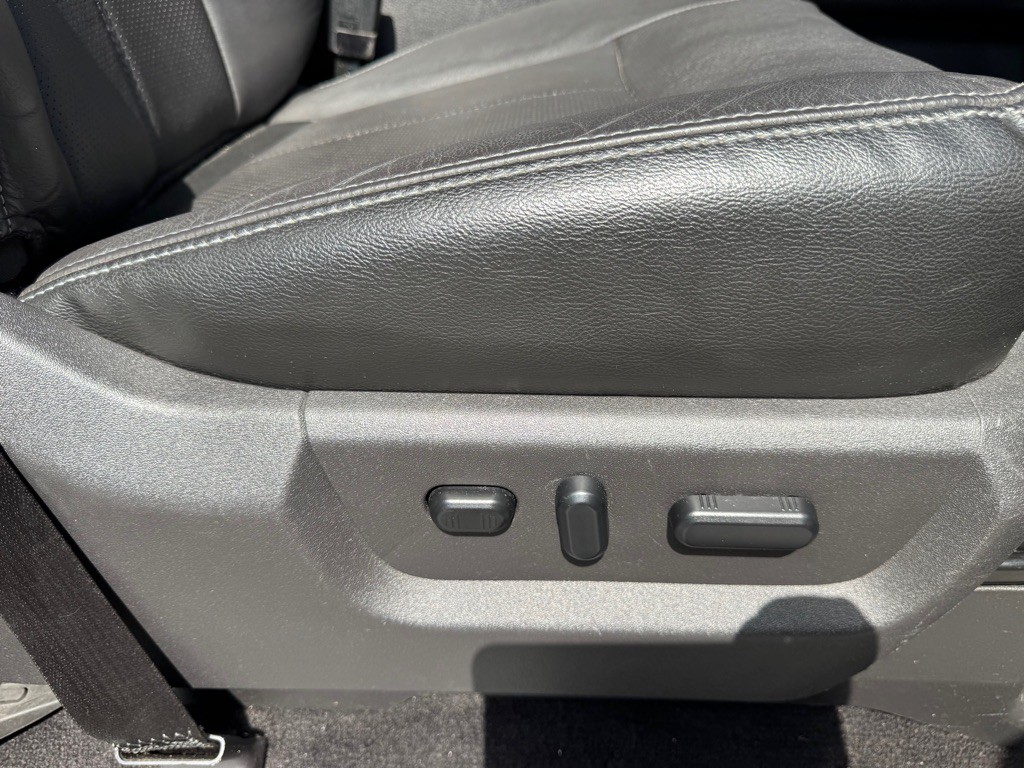 2015 Ford F-350 Image 51