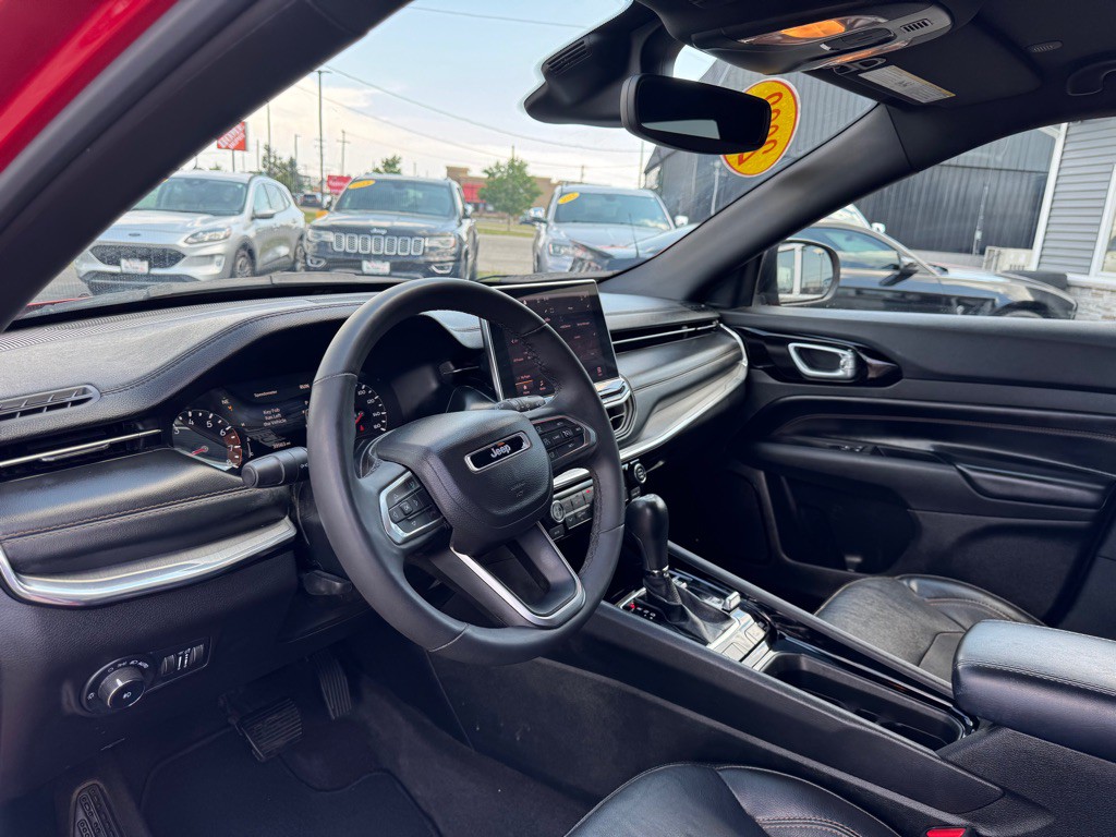 2023 Jeep Compass Image 16
