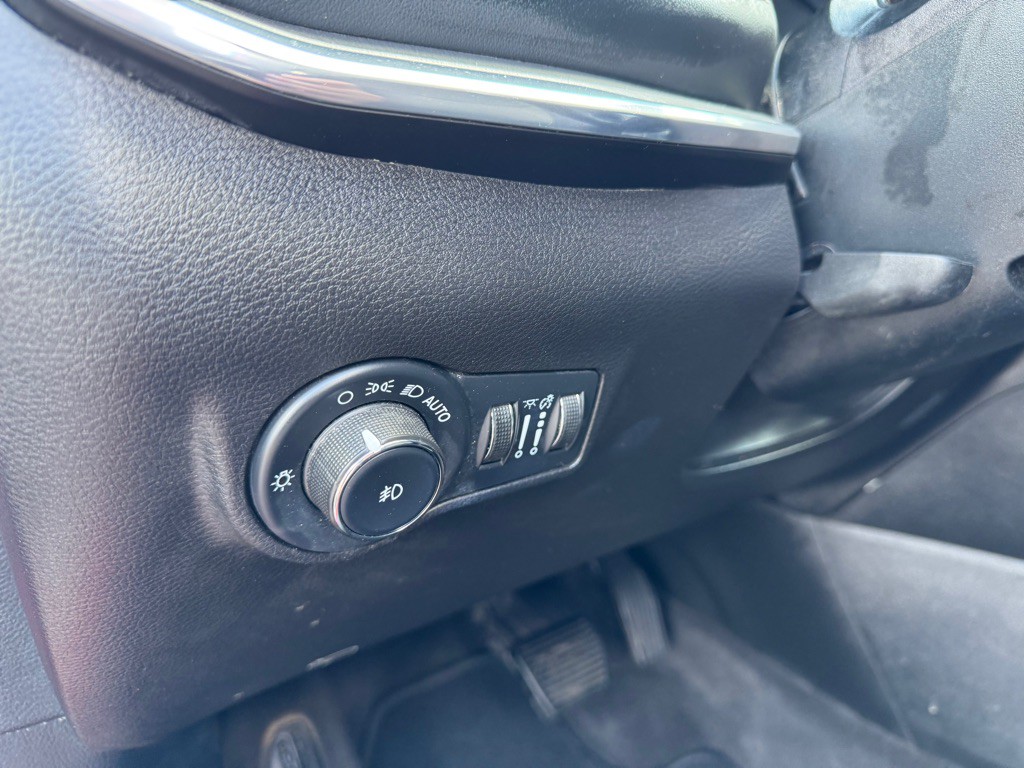 2023 Jeep Compass Image 17