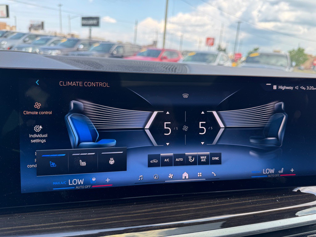 2024 BMW X7 Xdrive 40i Image 25
