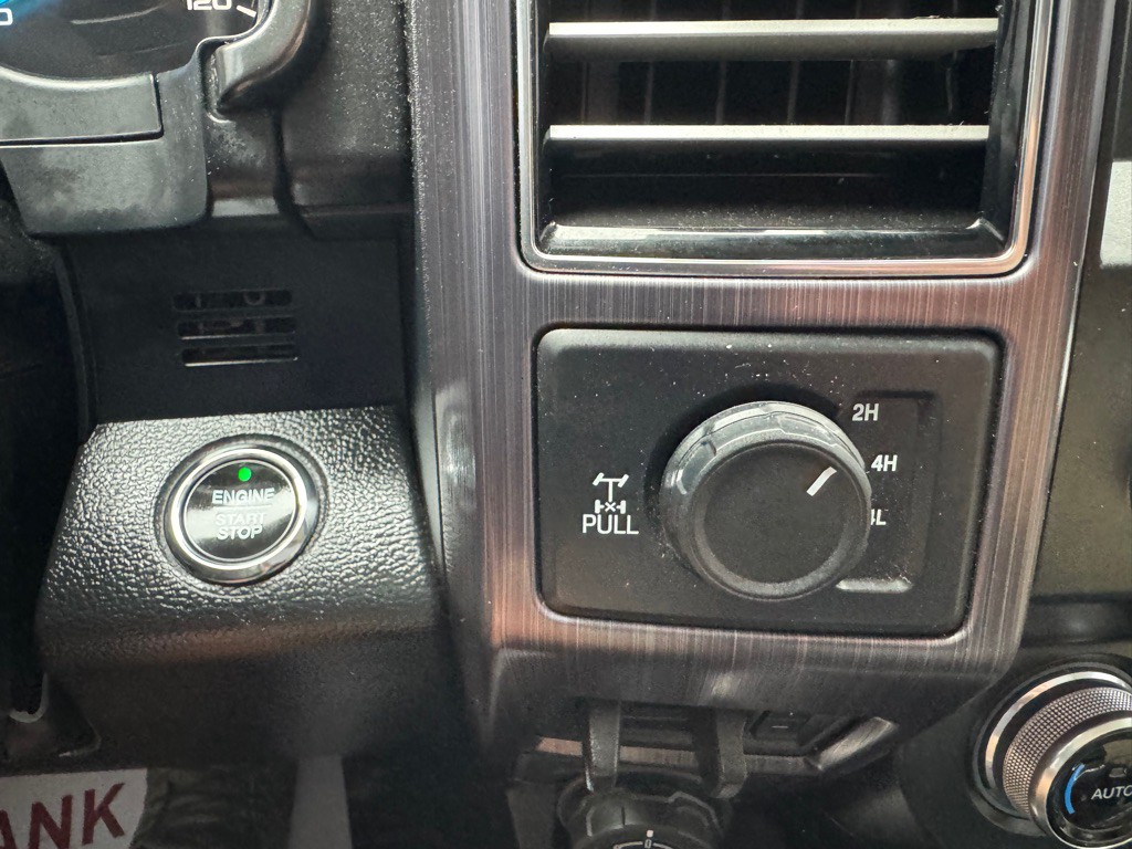 2021 Ford F-250 Image 32