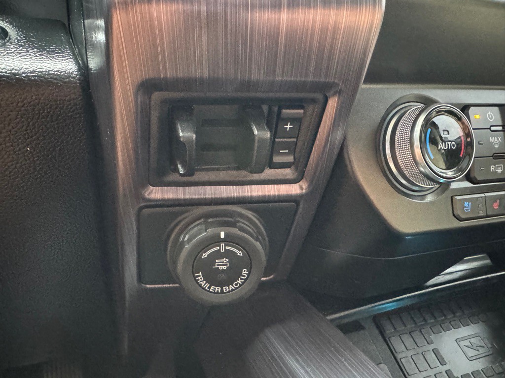 2021 Ford F-250 Image 33