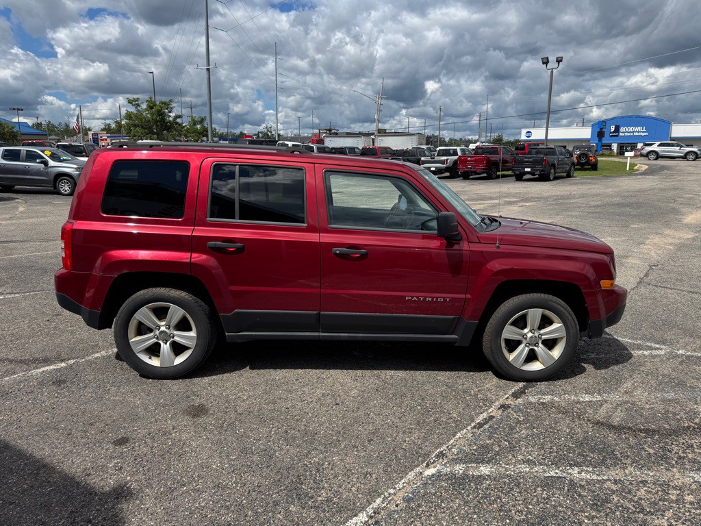 2013 Jeep Patriot Image 6