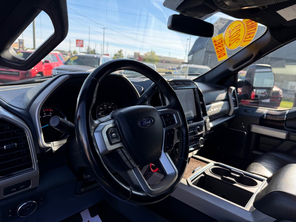 2022 Ford F-250 Image 16