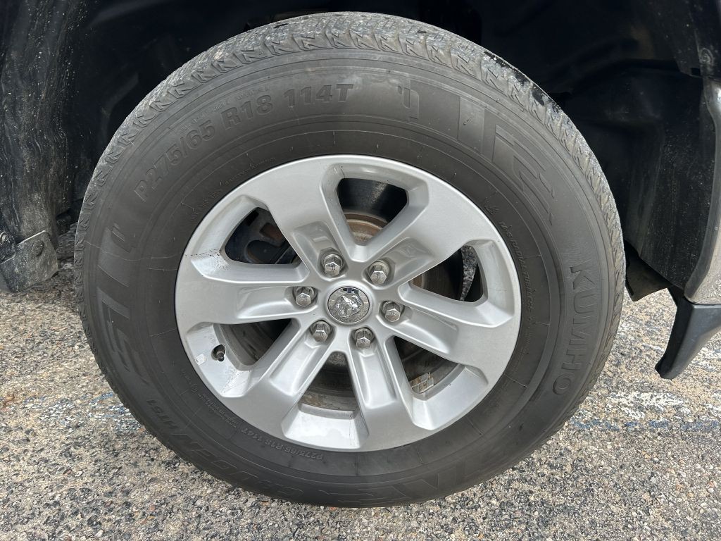 2019 RAM 1500 Image 10