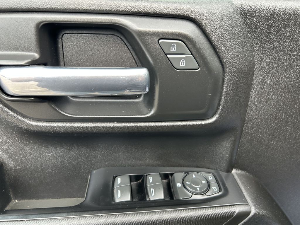 2019 Chevrolet Silverado 1500 Image 16