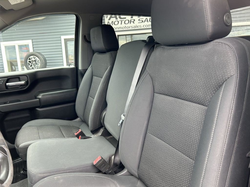 2019 Chevrolet Silverado 1500 Image 18