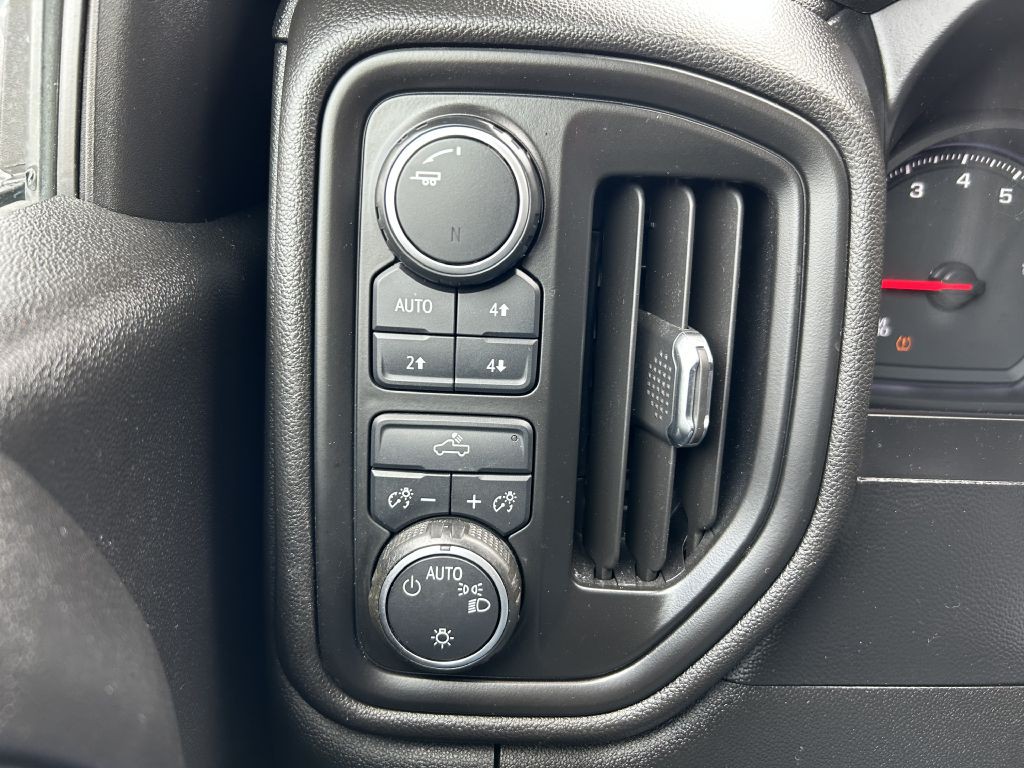 2019 Chevrolet Silverado 1500 Image 23